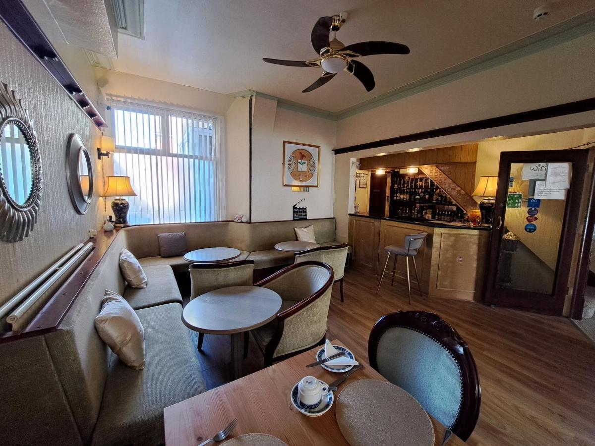 Lily Hotel ブラックプール エクステリア 写真