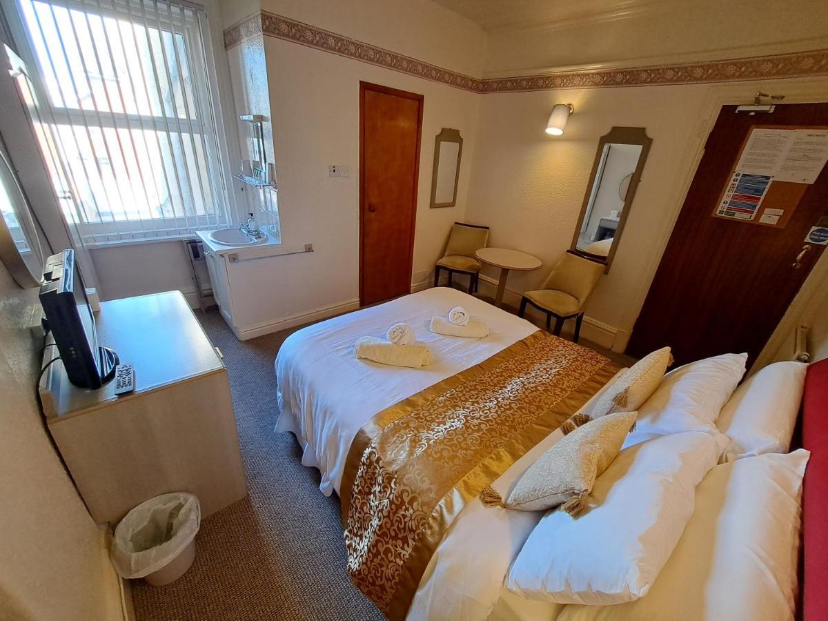 Lily Hotel ブラックプール エクステリア 写真